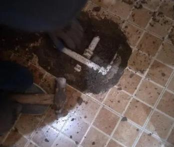 大埔卫生间漏水维修公司为您分享下卫生间渗水如何处理及注意事项
